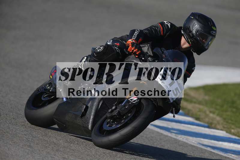 /Archiv-2024/02 29.01.-02.02.2024 Moto Center Thun Jerez/Gruppe gruen-green/315